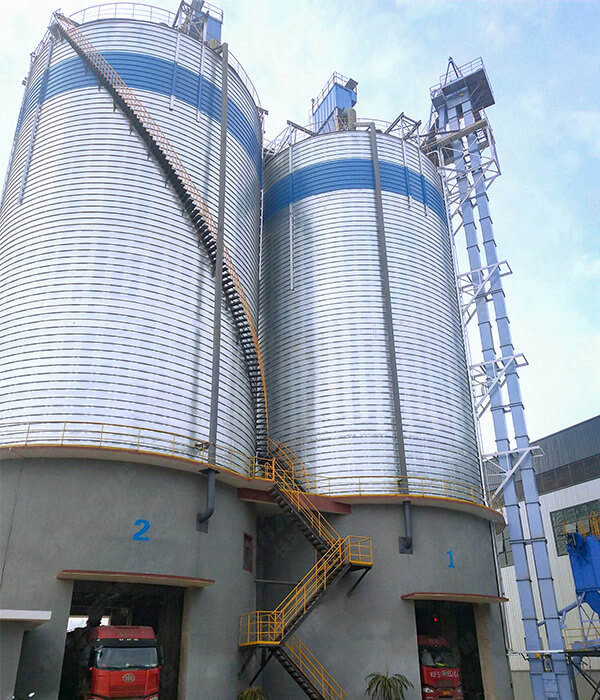 年產(chǎn)60萬(wàn)噸礦渣微粉生產(chǎn)線(xiàn)成品倉(cāng) 年產(chǎn)60萬(wàn)噸礦渣微粉生產(chǎn)線(xiàn)成品倉(cāng)