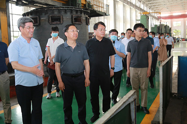 省農(nóng)業(yè)農(nóng)村廳副廳長劉保倉到長城機械調(diào)研