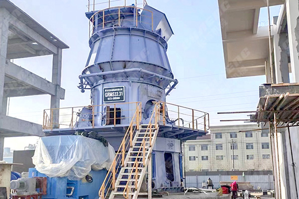 寧夏年產(chǎn)30萬(wàn)噸礦渣立磨單機(jī)